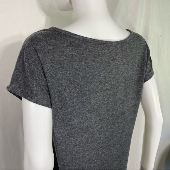 a.n.a Dark Heather Gray Women’s Scoop Neck Tee - Picture 4 of 7